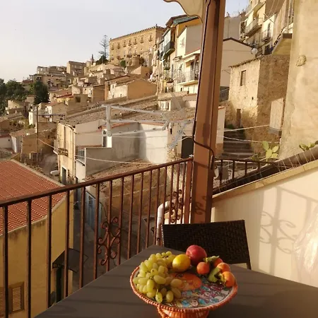 A Casa Do Caliaru- Centro Sicilia-leonforte *