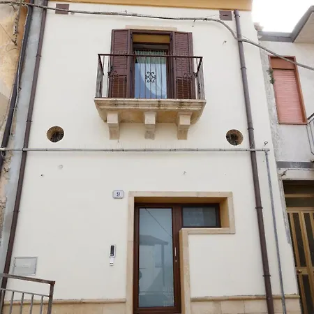 A Casa Do Caliaru- Centro Sicilia-leonforte *