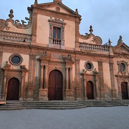 Feriehus A Casa Do Caliaru- Centro Sicilia-leonforte
